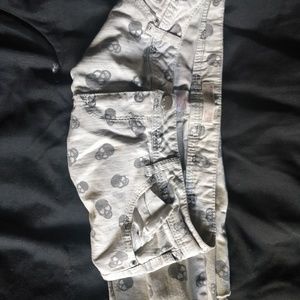 Skull shorts